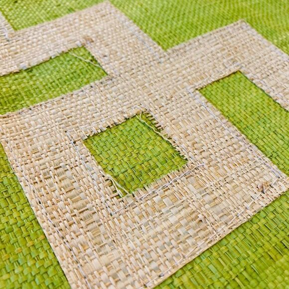Pomegranate Square Green Rice Paper Placemats 13.5” Square - Picture 3 of 9